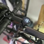 Beeline Bike GPS Computer - Velo 2 | Wireless Global Navigation Map | Weatherproof & 11+ Hours Battery Life | USB Charging | Sat Nav for Cycling with a Strap Mount Included | Glove Friendly